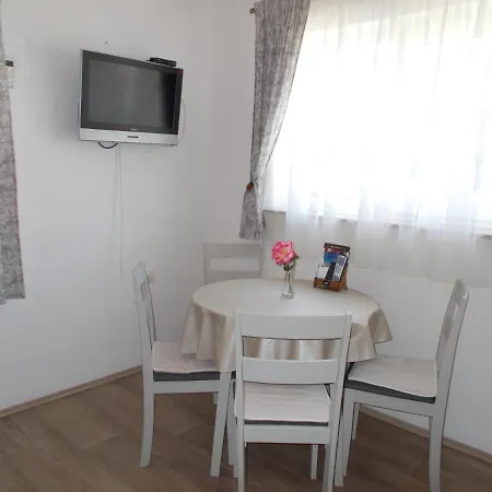 Dragana Appartement *