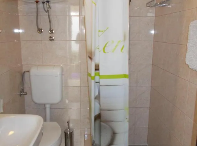 Апартаменти Dragana